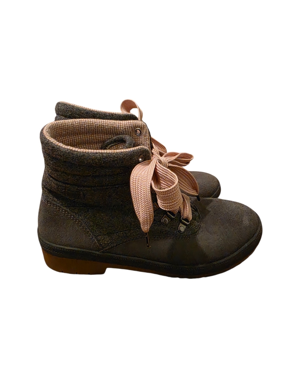 Keds Dark Gray Lace-Up Ankle Boots with Pink Laces - 8